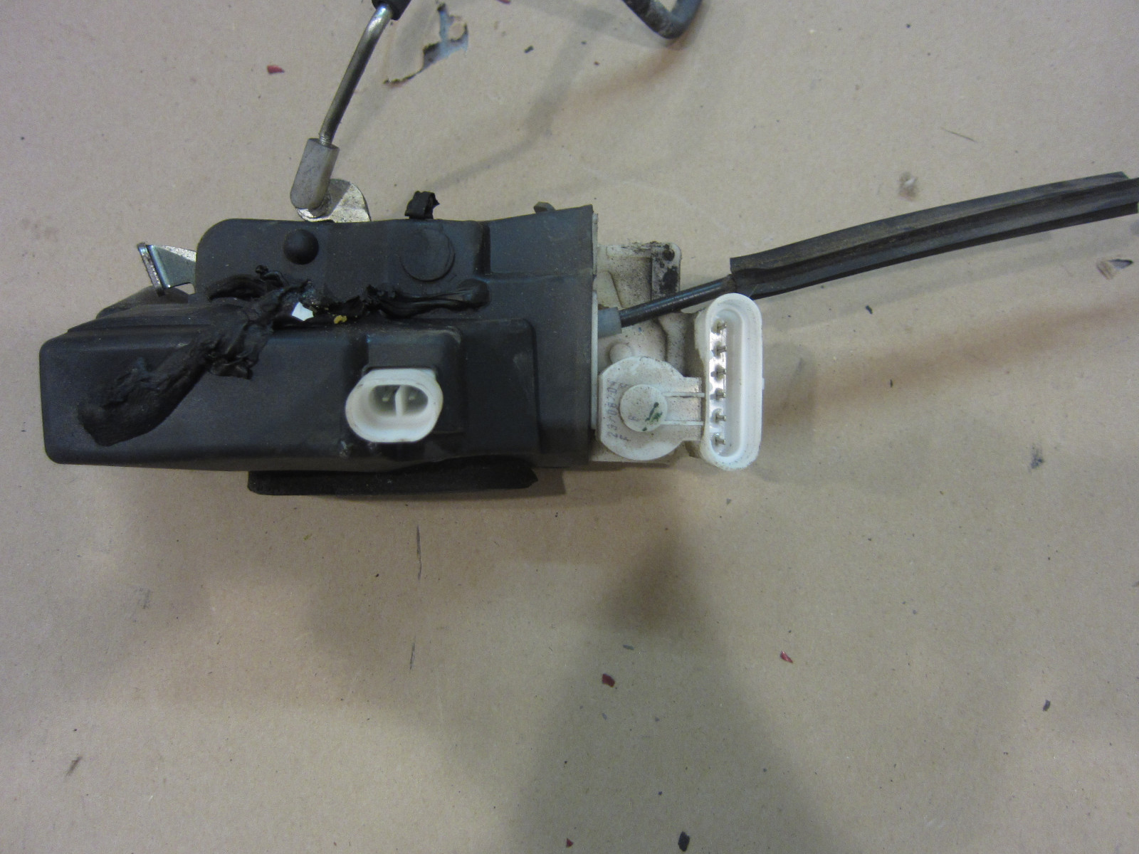 Maserati Quattroporte - LH Rear Door Lock - P/N 68206300