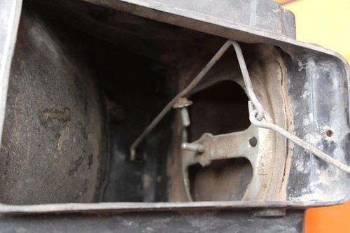 1997 Ktm 125 LC2 Air Box Air Cleaner Case - Picture 5 of 5