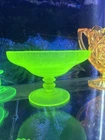 Fenton Pedastal Uranium Center Piece 7" Canary Vaseline Topaz Iridescent Stretch
