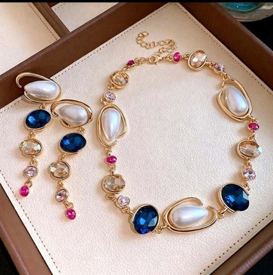 Fashion SET aus unregelmäßigen Perlen, Zirkonia und blauen Kristallen 2 STÜCK