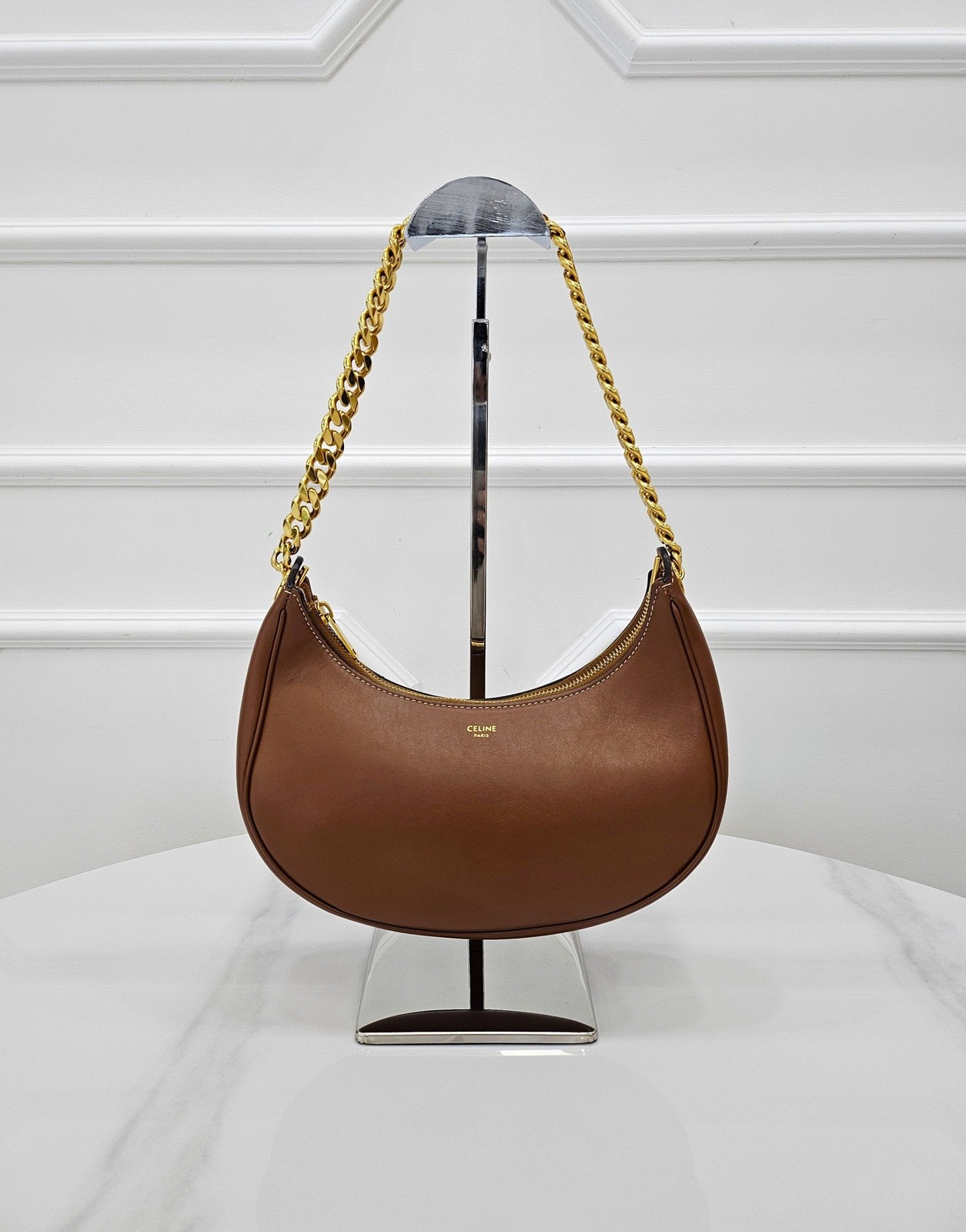 Celine Ava Chain Shoulder Bag Tan 199583DGQ 159121823 [U]