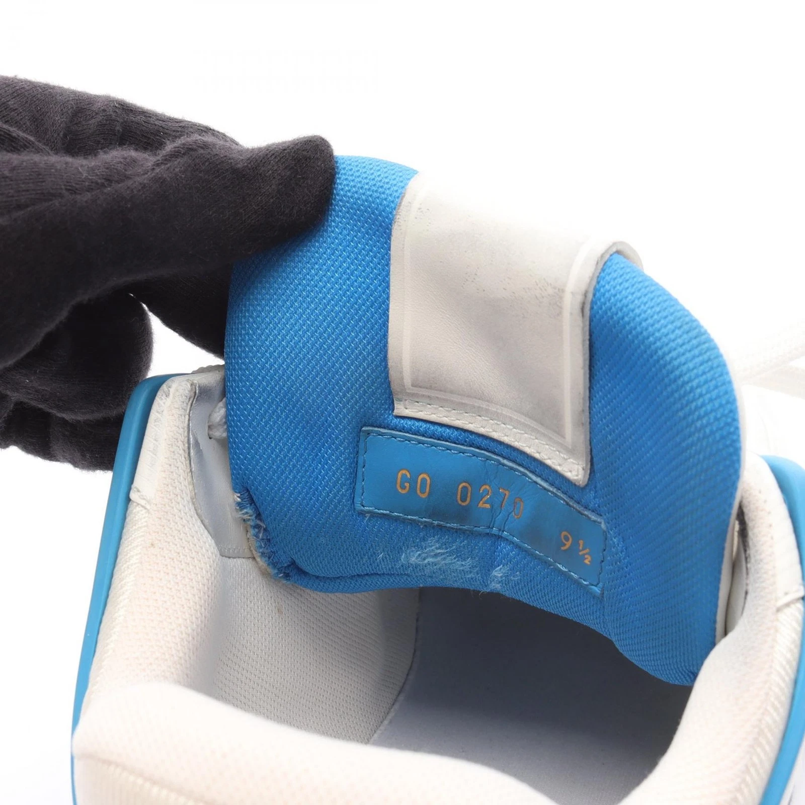 LOUIS VUITTON（LV） Sneakers LOUIS VUITTON LV Trainer 20SS pelle bianco blu #9 5 usate uomo