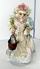 Vintage Ceramic Cat Granny Floral Dress Crochet Basket  Cloth Figurine w/Stand