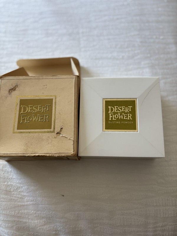 Vintage Desert Flower Dusting Powder by Shulton New Sealed 7 Oz in Original Box