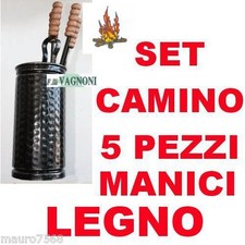 SET ATTREZZI CAMINO BOX IN FERRO 5 PEZZI  IMPUGNATURA MANIGLIA IN LEGNO CM 60