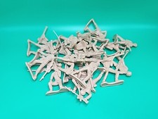 Vintage 23pc Plastic Rack Toy Army Men Lot World War Tan Soldier Military Man