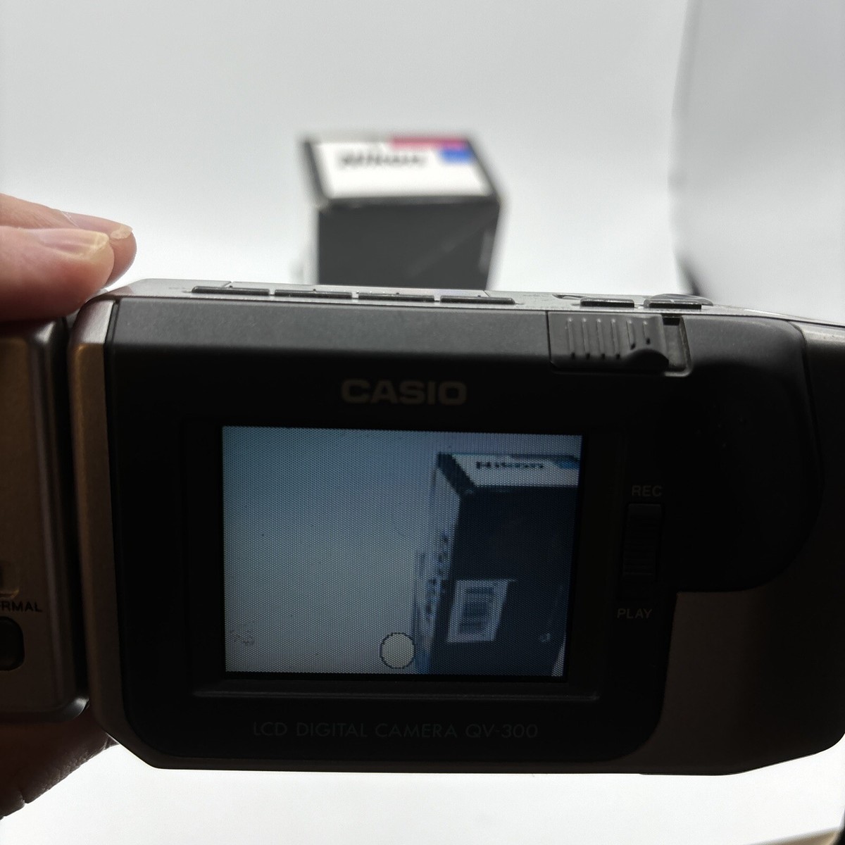 Vintage 1996 Casio QV-300 LCD Twist Lens Early Digital Vintage 1996 Casio QV-300 LCD Twist Lens Early Digital