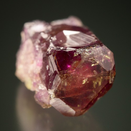 Melanson TN Coll Vesuvianite Jeffrey Mine, Estrie, Quebec, Canada 1212-7092 - Picture 3 of 4