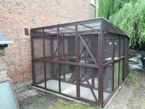 Cattery Kennel Unit with Insulated Rooms