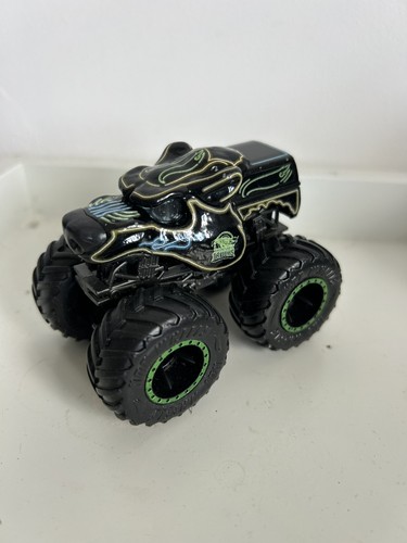Hot Wheels Monster Jam - Monster Trucks - Bear Devil - Maßstab 1:64