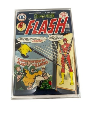 The Flash #231 DC Comics 1975 Bronze Age Convention of Flash Villains