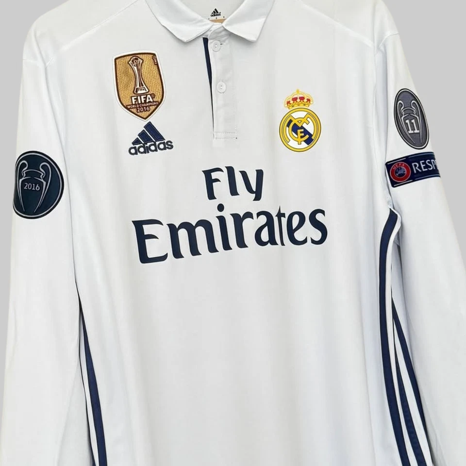 Мужская футболка Роналду No7 Real Madrid 2016–17 УЕФА с длинным рукавом - Изображение 3 из 4