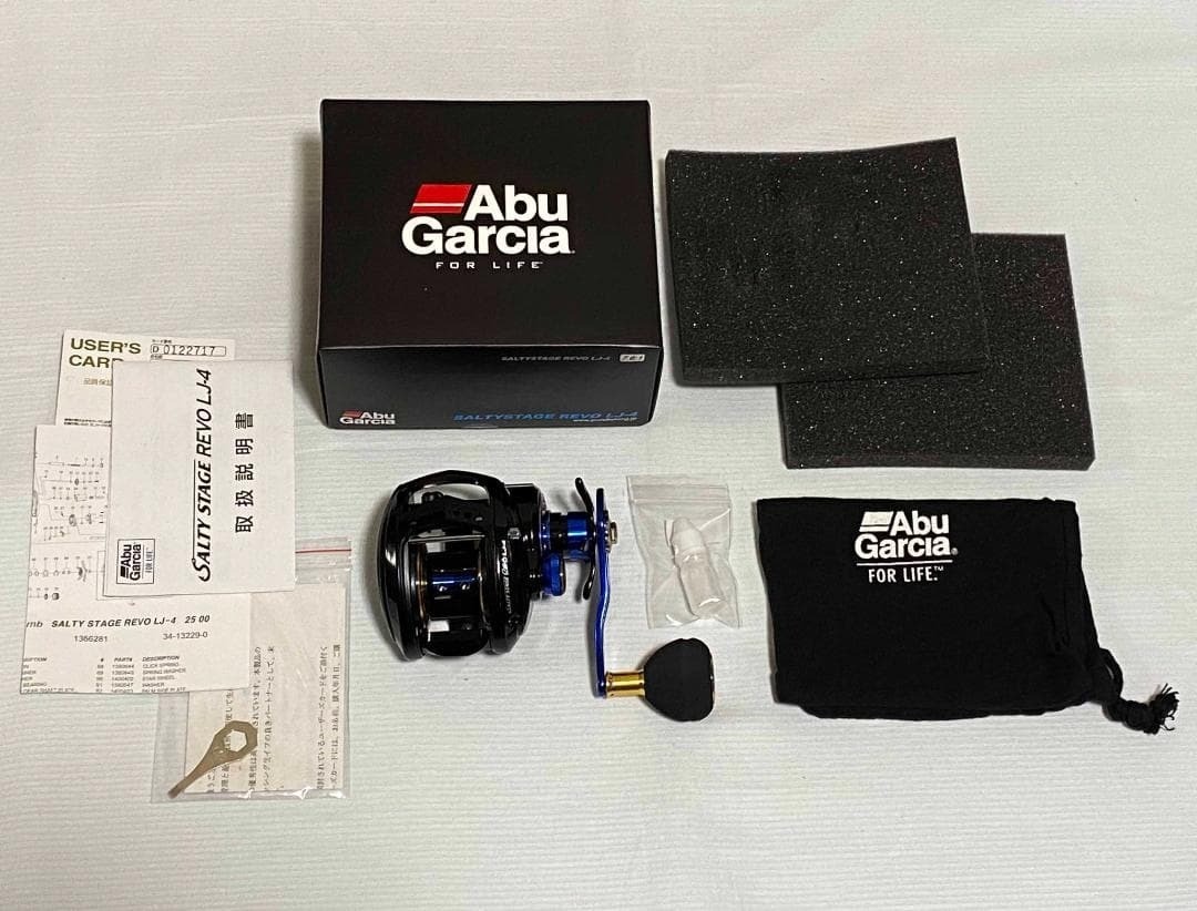 Abu Garcia Revo LJ-4 ベイトリール Abu Garcia Salty Stage Revo LJ-4 Baitcasting Reel Right Handle 7.3