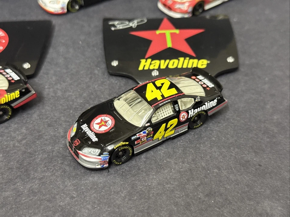 Lot Of 5 2005 Jamie McMurray Texaco Havoline 1/64 Nascar Diecast Loose With Hood - Image 3 of 4