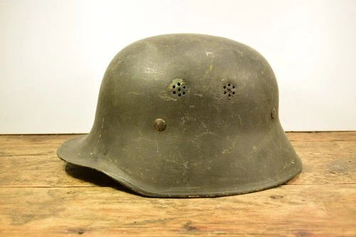 WW2 German M34 dropbill firefighter helmet - Original