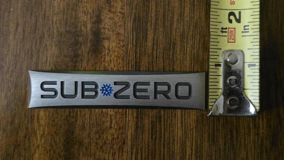 Placa de identificación Sub Zero para nevera congelador Sub Zero emblema cepillado... Foto 2 de 4
