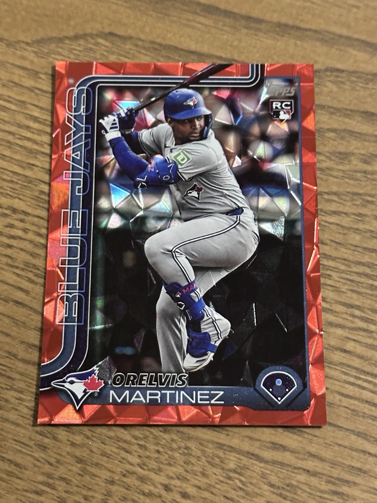 2025 Topps Series 1 Orelvis Martinez # 18 Red Diamante /5