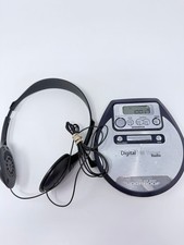 Magnavox MPC420SL/17 Digital FM Tuner Radio Portable CD Player W/Headphones