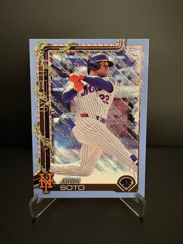 Juan Soto 2025 Topps Holiday #H150 Light Blue & White Glitter Holiday Parallel