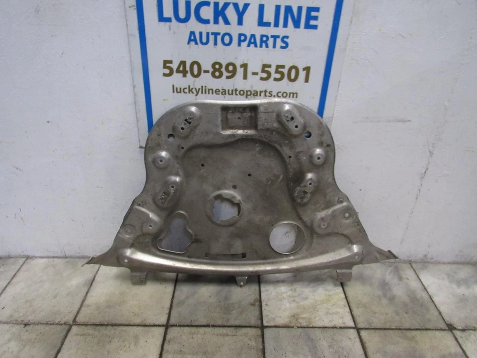 CUBIERTA MOTOR BMW 528I 13 14 15 16 Foto 2 de 3