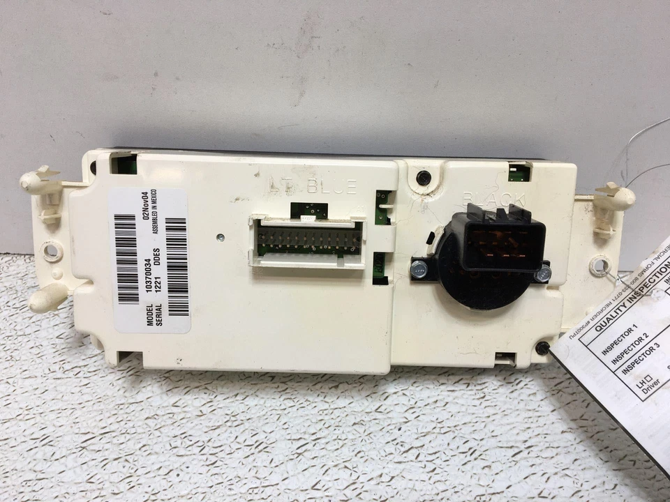 05 Control de aire acondicionado calentador Chevy Silverado 2500 Foto 2 de 2