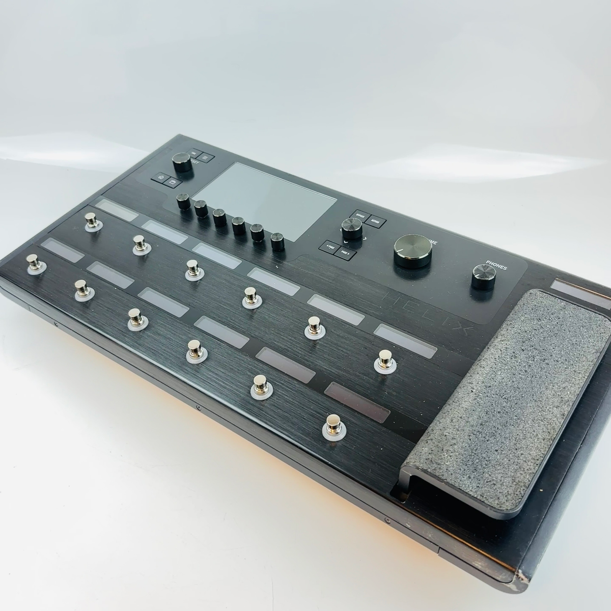 Line 6 Helix Floor Guitar Multi-effects Floor Processor