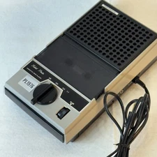 Vintage Cassette Tape Player Centennial PL-1976 Powers Up and Spins AC / DC