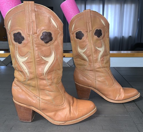 B9 70s WESTERN COWGIRL FAUX LEATHER RODEO BOHO FESTIVAL PRAIRIE COWBOY BOOTS SZ9 - Picture 8 of 24