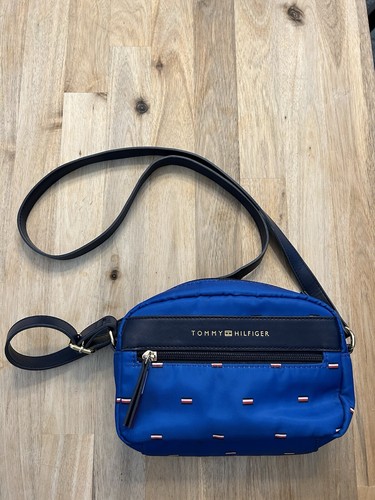 Tommy Hilfiger Small Nylon Crossbody Purse Bag Adjustable Strap 69J4372-401 Blue - Picture 10 of 17