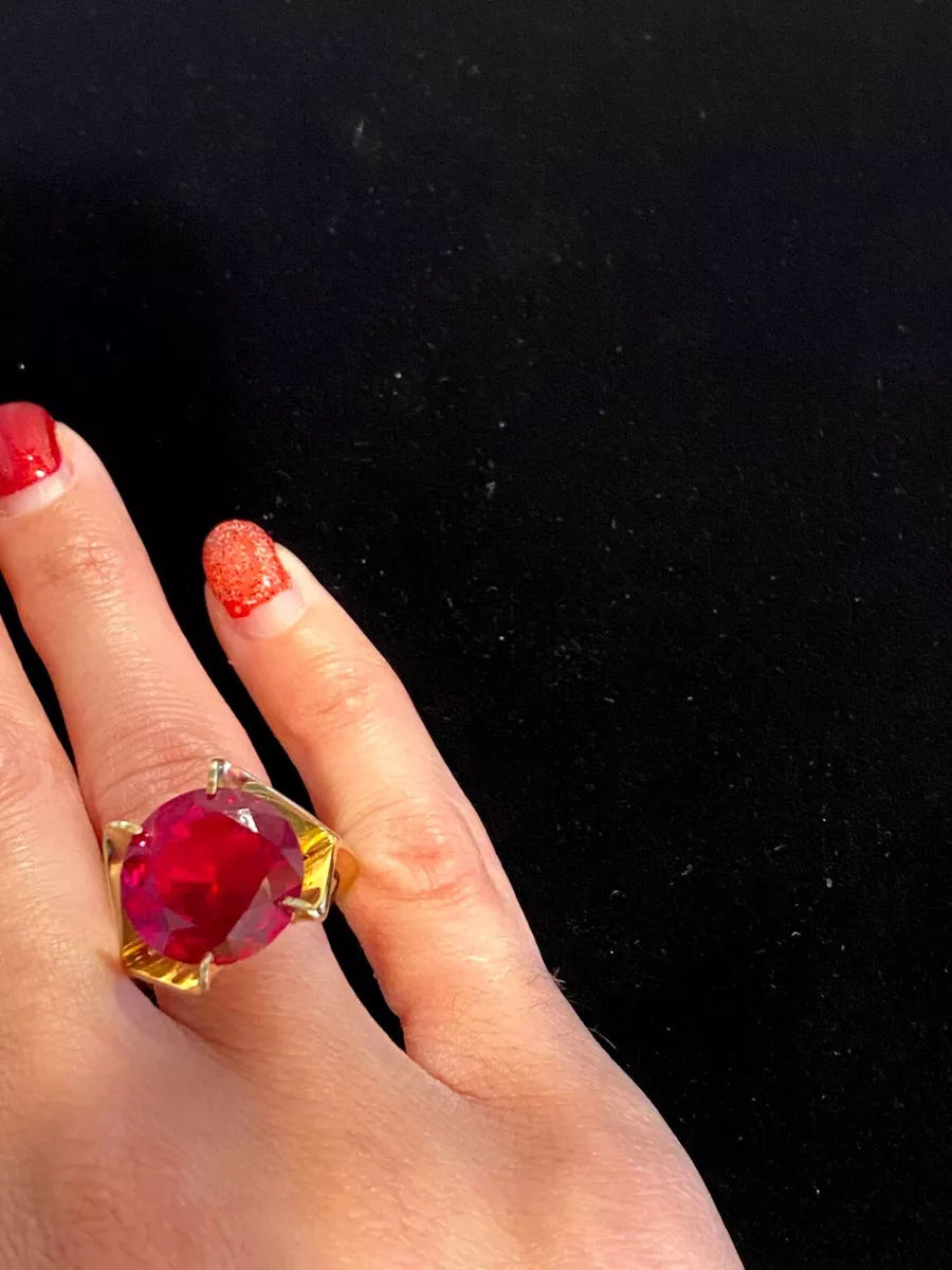 Super stylish ruby ring. Add a classy touch to your look by… | by  Rubygemstone | Medium