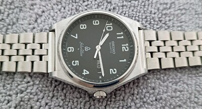 RARE VINTAGE SEIKO SILVER WAVE 8229-7000 ARABIC BLACK DIAL QUARTZ