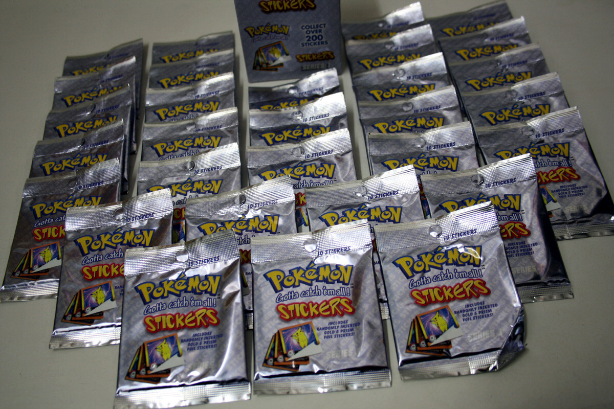 VINTAGE 1999 POKEMON STICKERS FULL BOOSTER BOX 30X SEALED