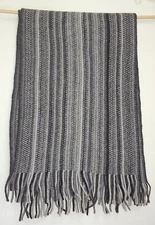 VTG MEN'S GEOFFREY BEENE SCARF MADE IN ITALY BLACK WHITE GRAY 80% WOOL 20% NYLON