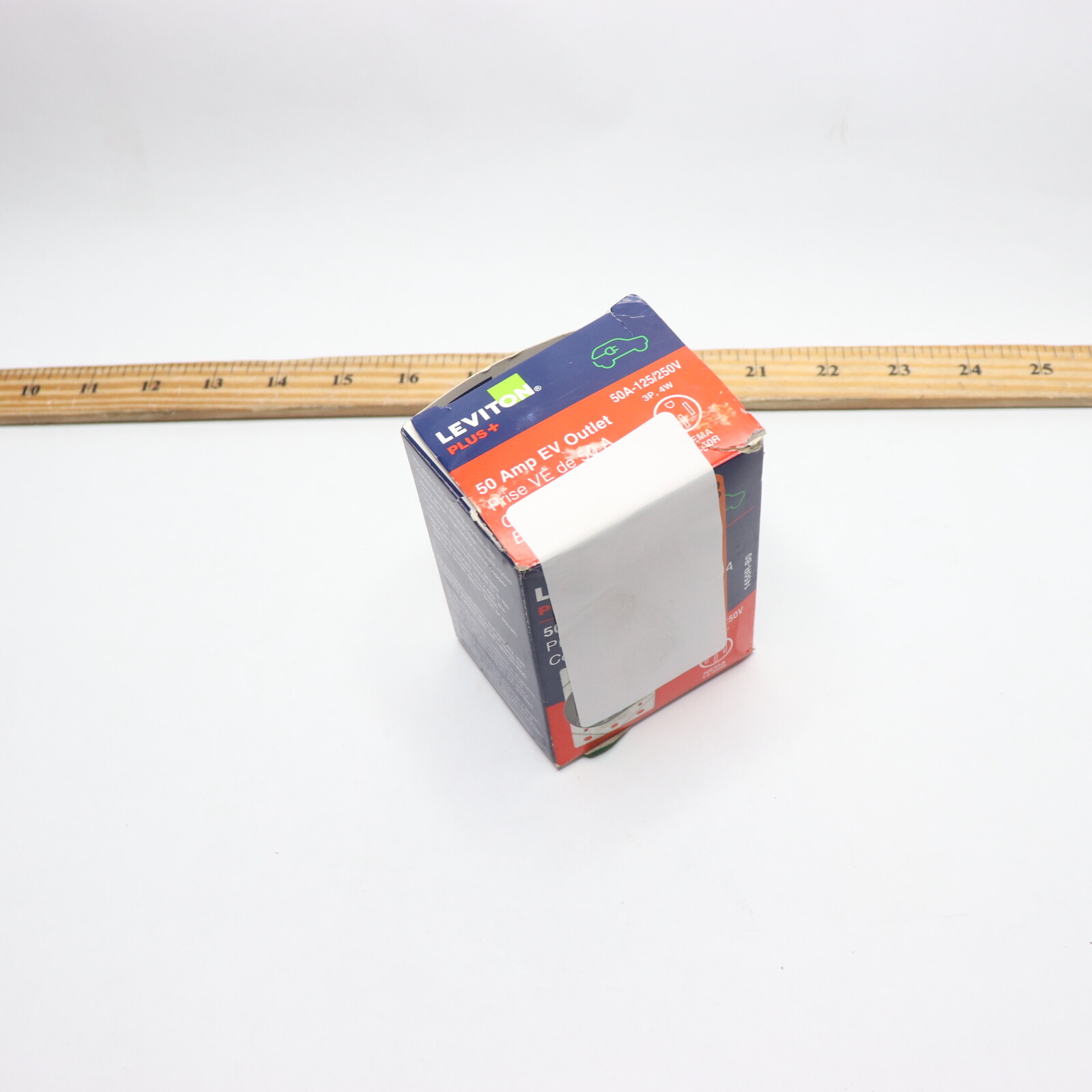 Receptáculo/salida único de carga Leviton EV 50 amperios 125 voltios/250 voltios 1450R-B0