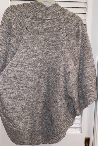 Anthropologie Knitted & Knotted Grey Cardigan Wrap Sweater Wool Poncho Womens XS - Picture 17 of 22