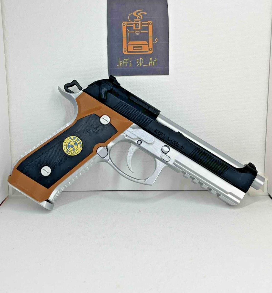 Beretta 92F Samurai Edge Resident Evil handgun Moving Slide 1:1