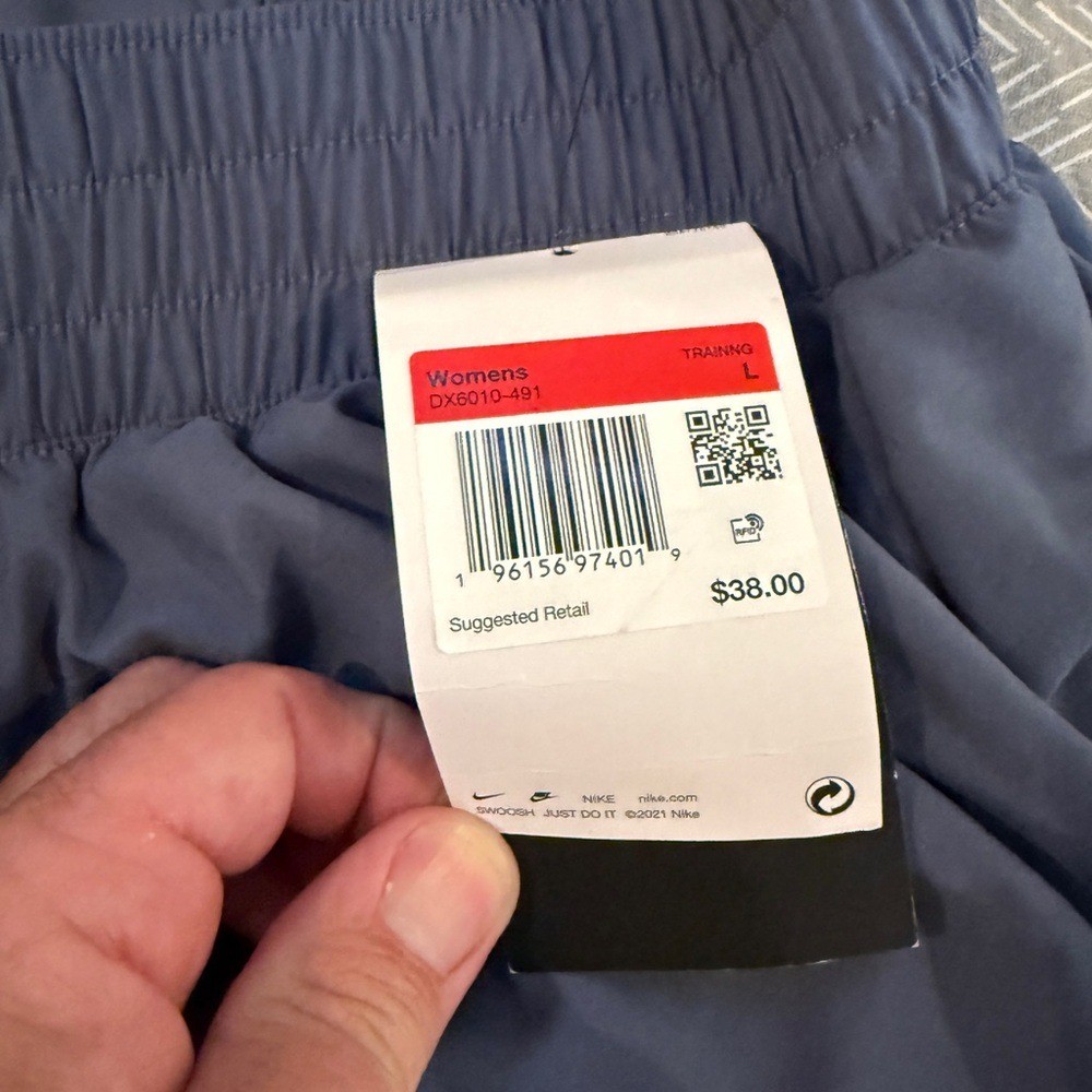 Nike One DriFit Shorts thumbnail 3