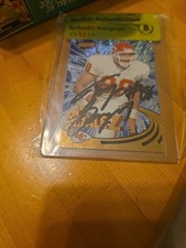 1999 Pacfic Tony Gonzalez  Autograph  Authentic