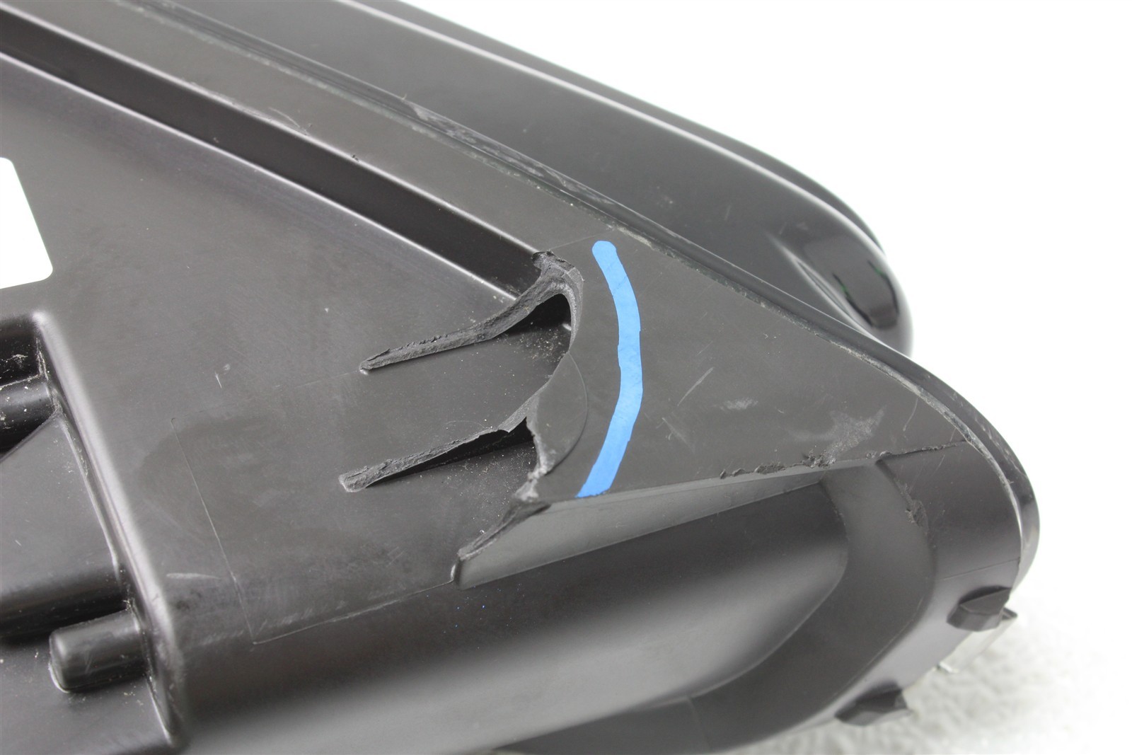 McLaren Artura 2025 Right Headlight P/N 14AD780CP