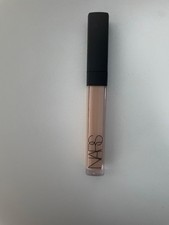 Nars radiant creamy concealer Medium 1 custard