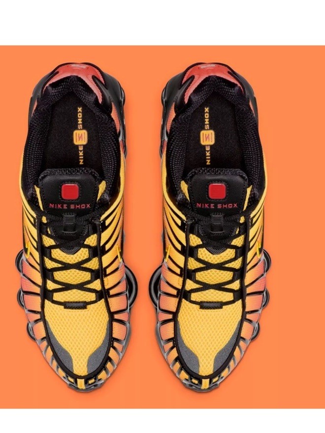 Men's Size 9 Nike Shox TL Shoes 