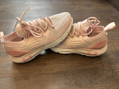 Under Armour Turnschuhe Größe 38