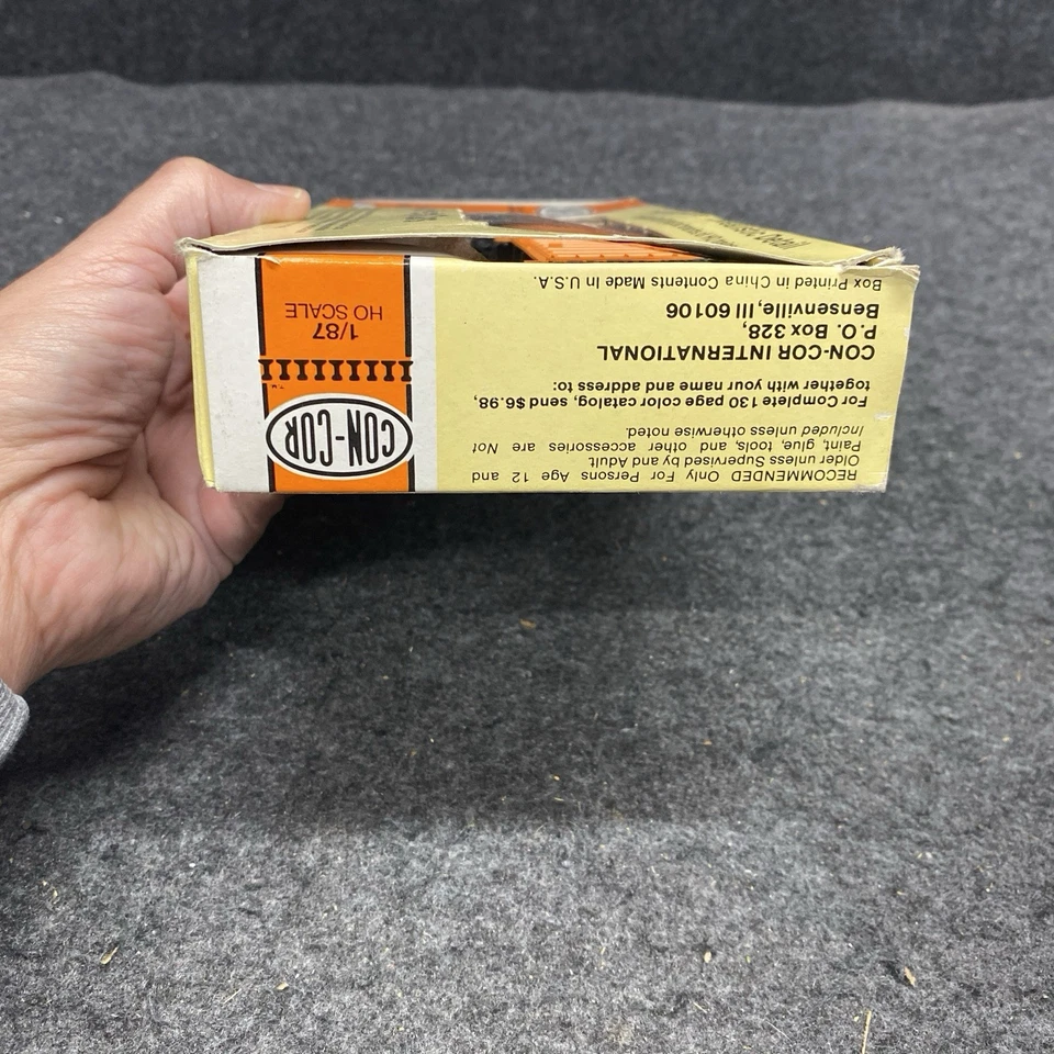 Con-Cor HO Scale PFE 57' Mechanical Reefer Kit #456511 Orange Used (CC101625-07) - Image 4 of 4