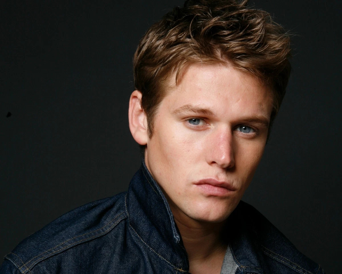 Zach Roerig And Wife