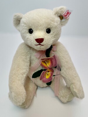 Retired Steiff, Pansy Springtime Bear EAN 682773, beautiful unique bear.