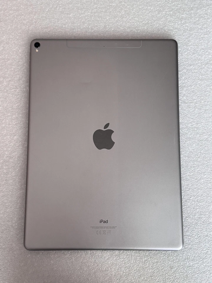 Apple iPad Pro 2nd Gen. 512GB, Wi-FI+4G , 12.9 in - Grey - GOOD - ref 406 - Image 3 of 4