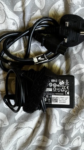 Dell Laptop Ladegerät Original 45 W 19,5 V 2,31a LA45NM121 + UK Kabel - Ref