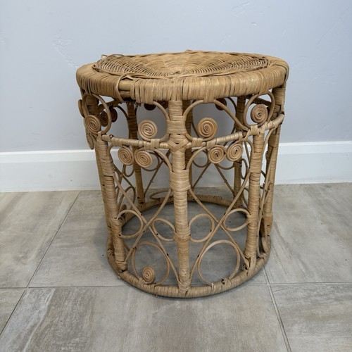 Vintage Wicker Rattan Plant Stand Boho Scroll Peacock Side Table Round 18" - Picture 4 of 7