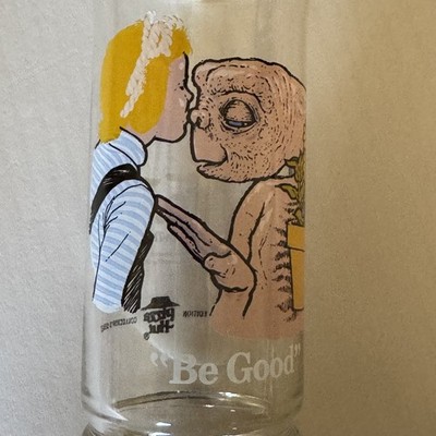 Rare  1982 E.T. Extra Terrestrial Glass Pizza Hut ''Be Good'' Drew Barrymore
