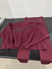 Nike 2 Piece Set Women s Leggings Size Medium And Sweatshirt Size Large